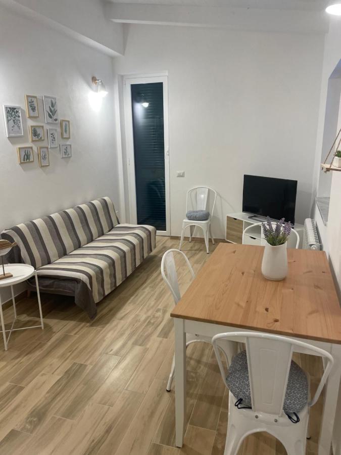 Ca Di Giaco Lodge Монеглия Екстериор снимка