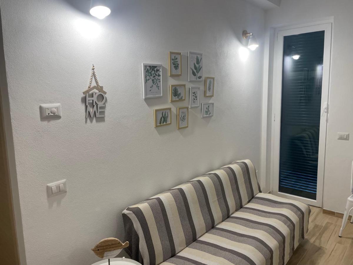 Ca Di Giaco Lodge Монеглия Екстериор снимка